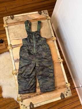 Kids Camouflage Winter Bib Overalls - Green Camo